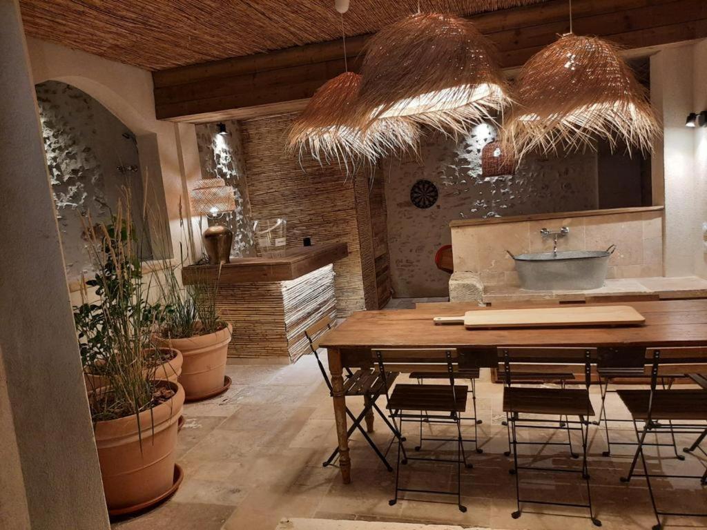 Drome Provencale Maison Familiale Calme Dans Village Valreas Ngoại thất bức ảnh